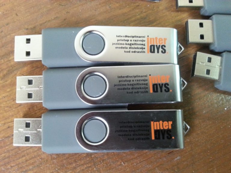 Read more about the article Dotisak na USB stick